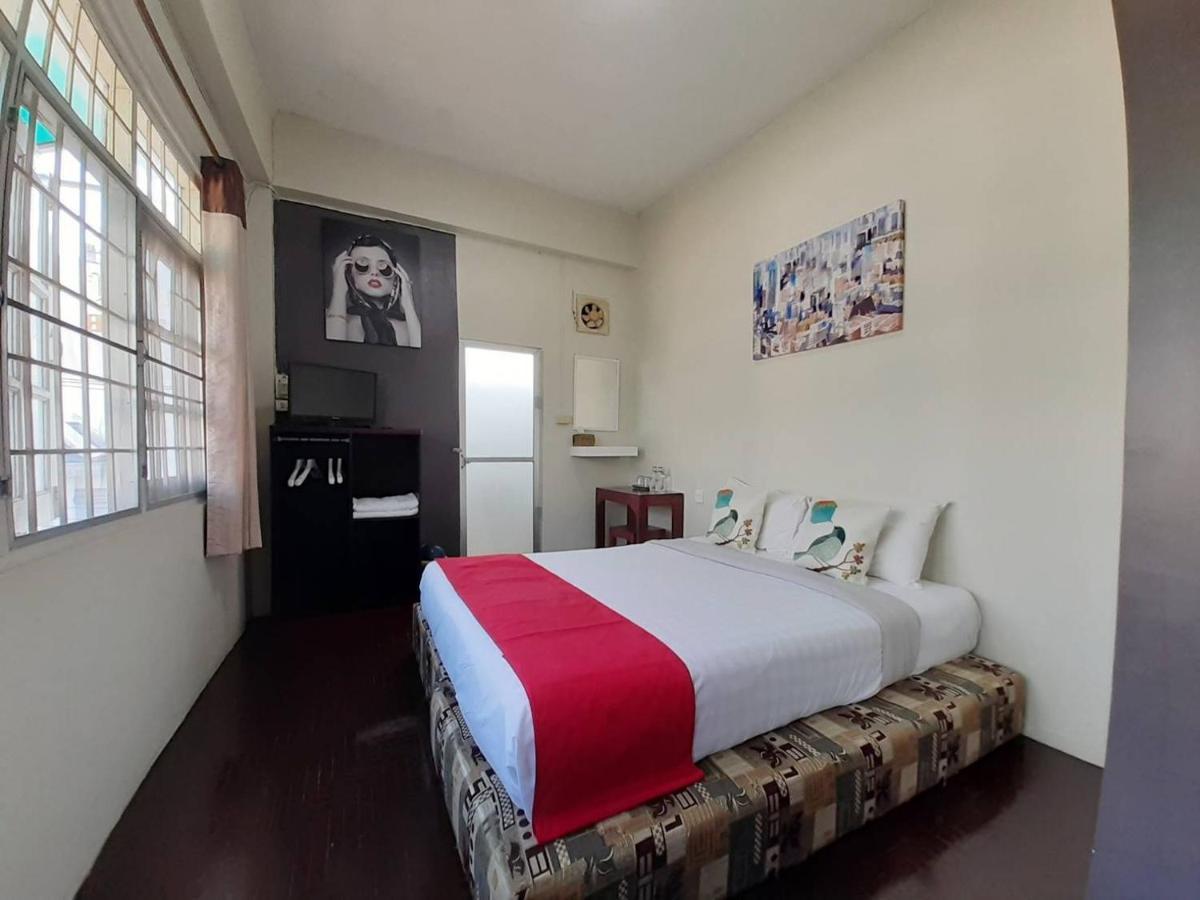 Born Guest House Chiang Mai Bagian luar foto