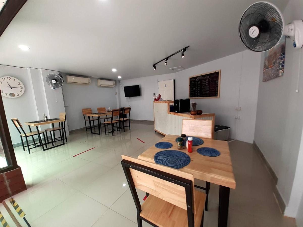 Born Guest House Chiang Mai Bagian luar foto