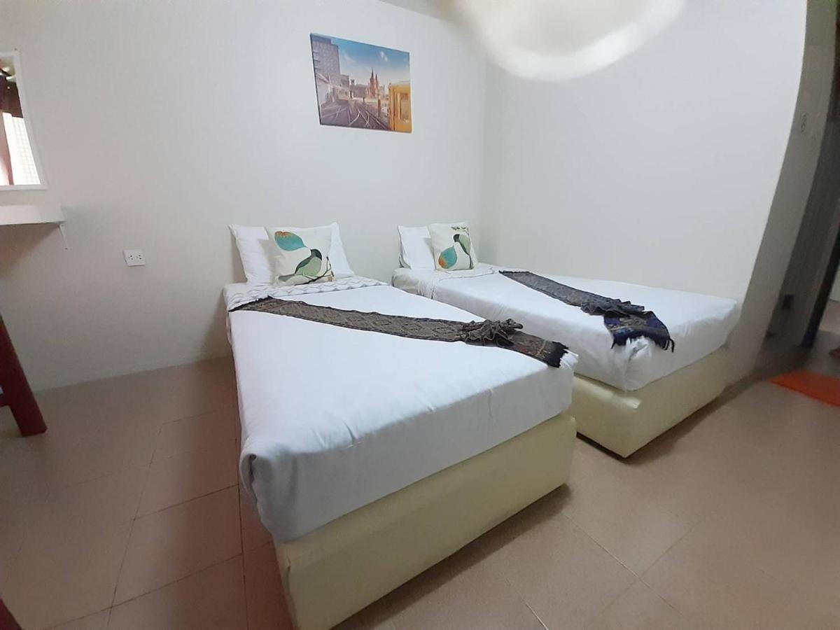 Born Guest House Chiang Mai Bagian luar foto