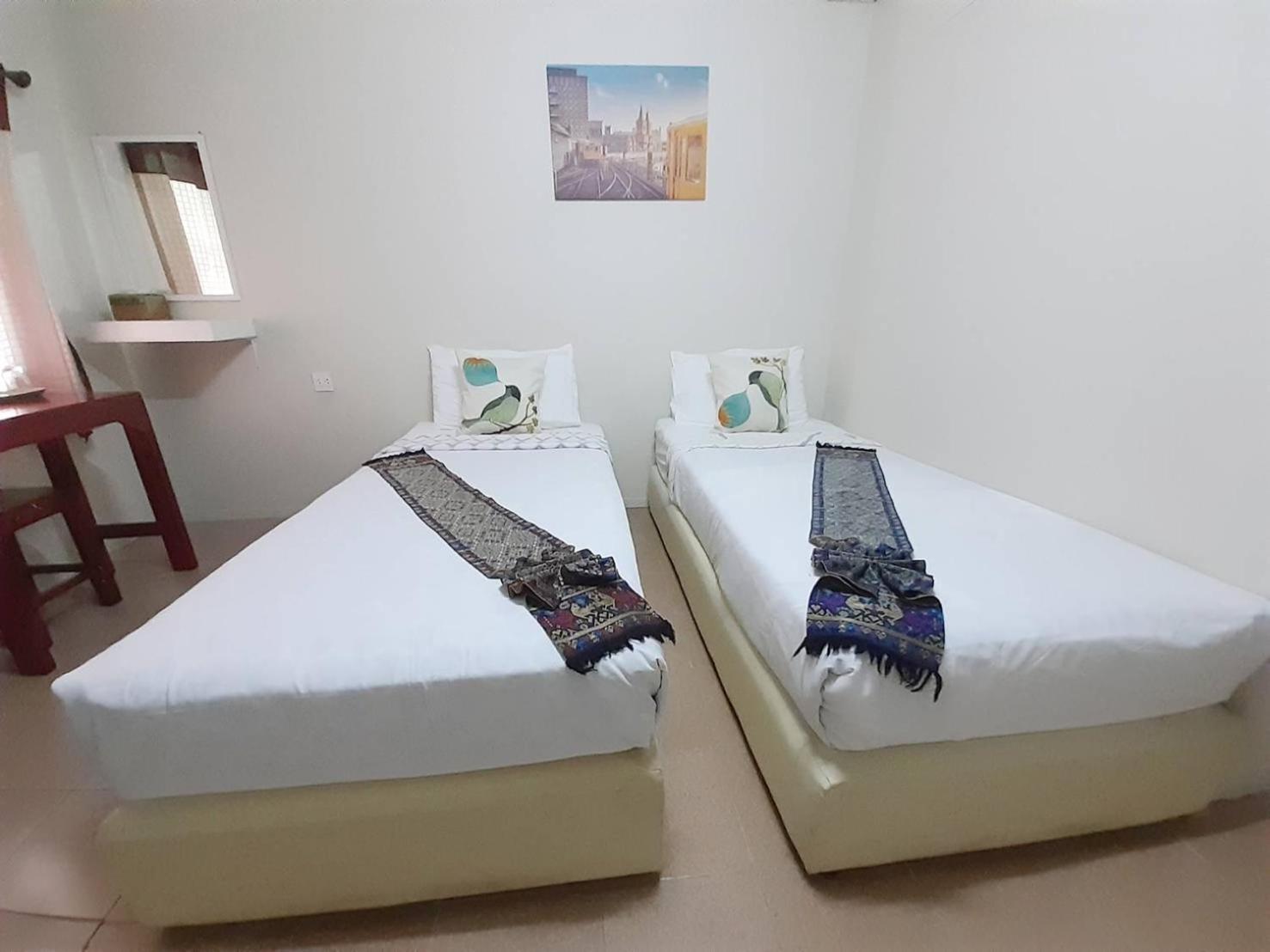 Born Guest House Chiang Mai Bagian luar foto