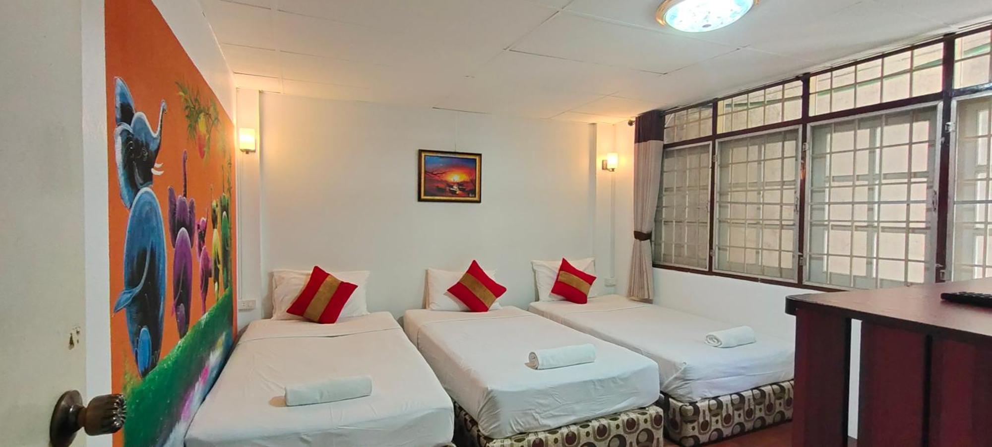 Born Guest House Chiang Mai Bagian luar foto